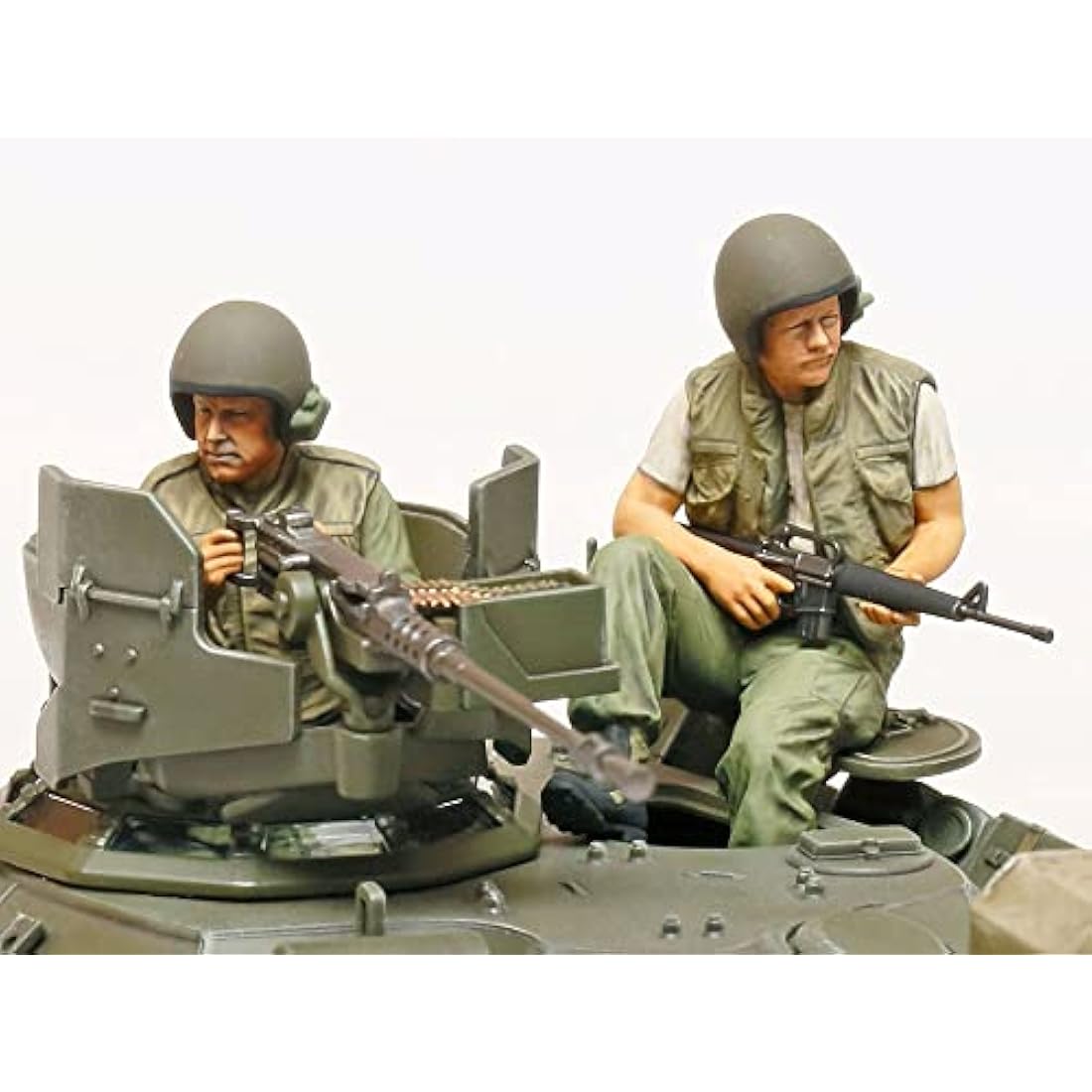 Tamiya TAM35365 Militär 35365-1:35 US M551 Sheridan Vietnam, Model Building, Plastic Construction kit, Unvarnished, Green