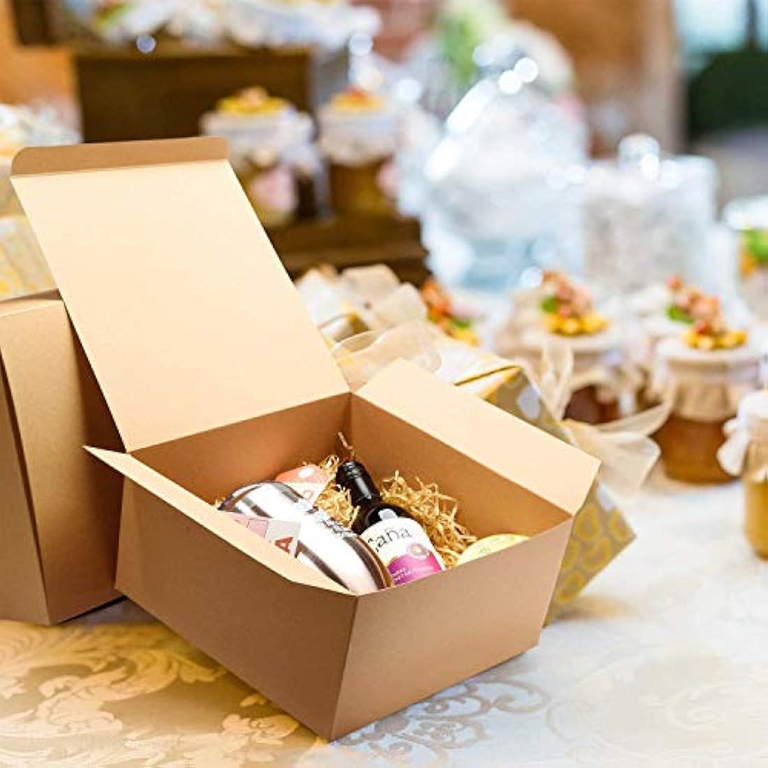 Switory 25pc Present Boxes with Lids, 20x20x10cm, Kraft Paper Gift Boxes for Crafting, Cupcake, Cardboard Bridesmaid Proposal Box,Brown Wedding Favor, Gift Ornaments, Easy Assemble Boxes