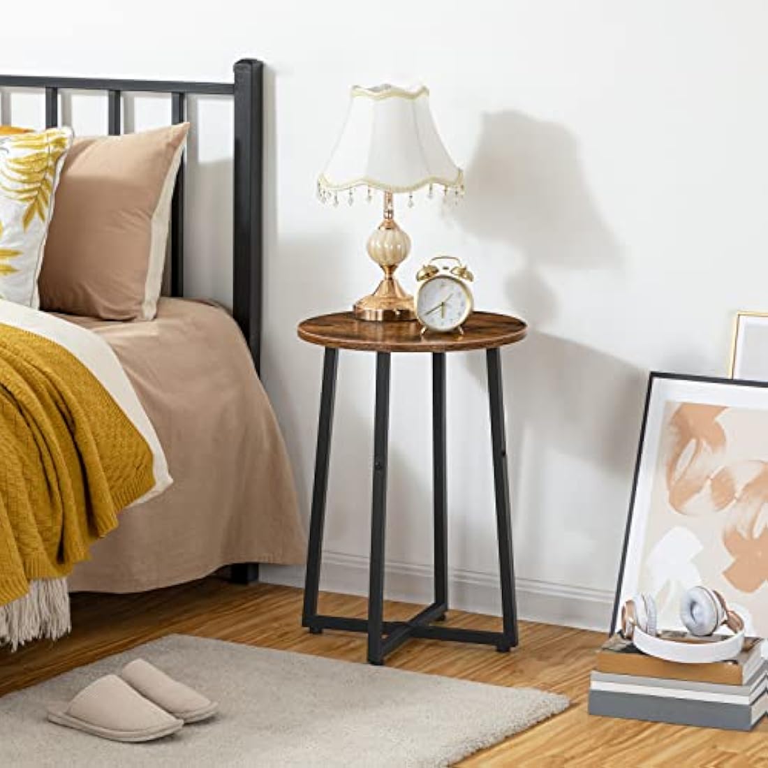 HOOBRO Side Table, Round Small Table, Small Bedside Table, Coffee Table with Metal Frame, Industrial Round Sofa Tables Hallway for Living Room, Sturdy,Rustic Brown EBF95BZ01