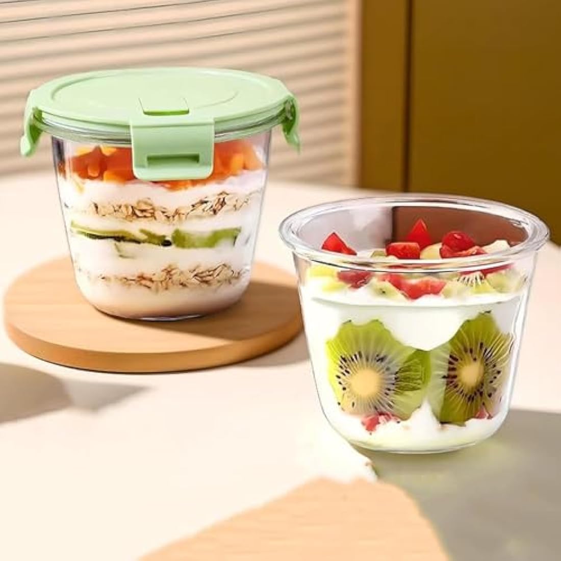S.ROKE TTAN 710ML Round Glass Soup Storage Containers With Lids, Glass Food Containers With Lids, Round Food Containers for Soup, Lunch, Salad, Leftovers, BPA Free，Freezer， Oven，Dishwasher Safe (4)