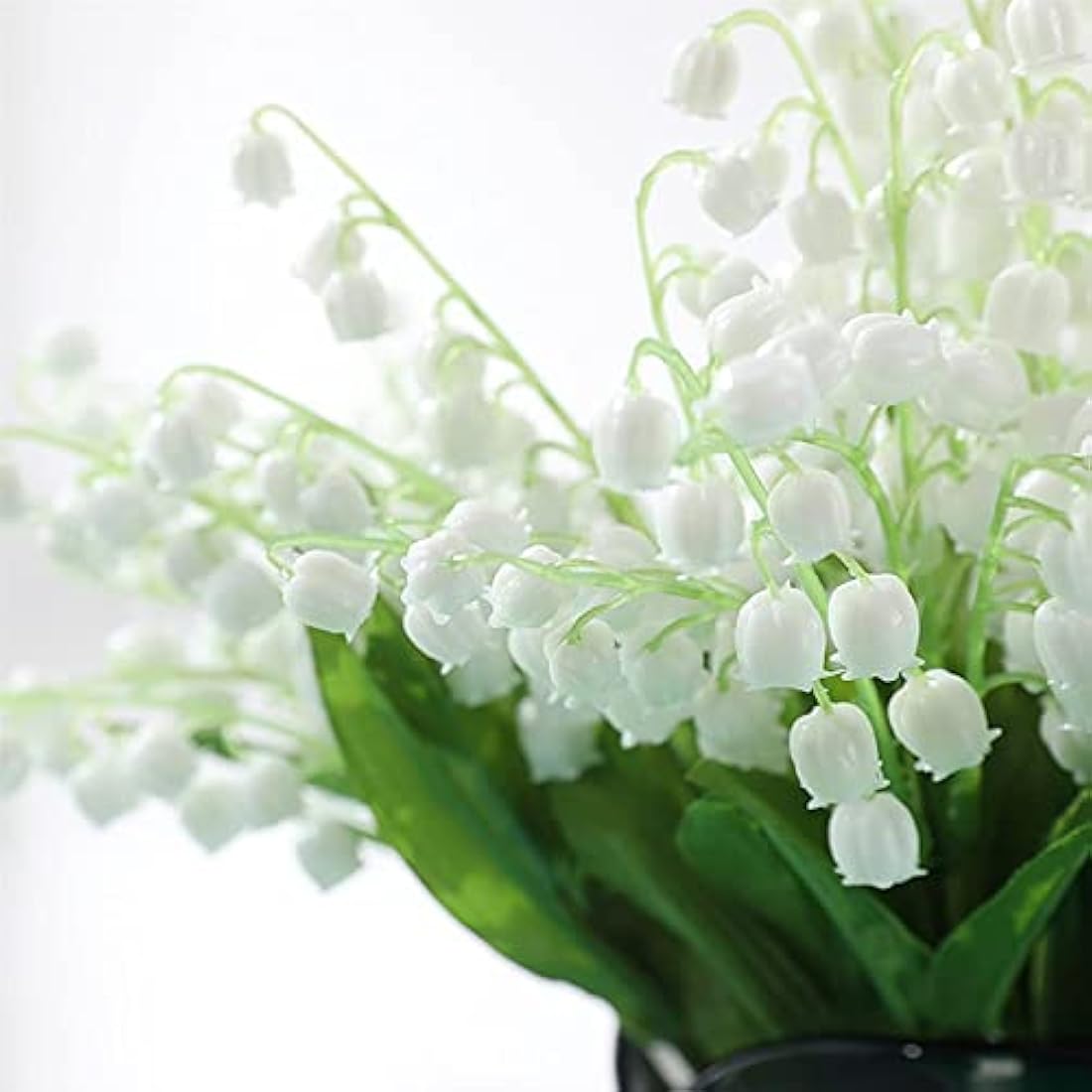 OUKEYI 12 artificial flowers of lily of the valley, Lily of The Valley Plastic Flower ，Outdoor Bridal Wedding Bouquet for Home Garden Party Wedding Decoration (White)