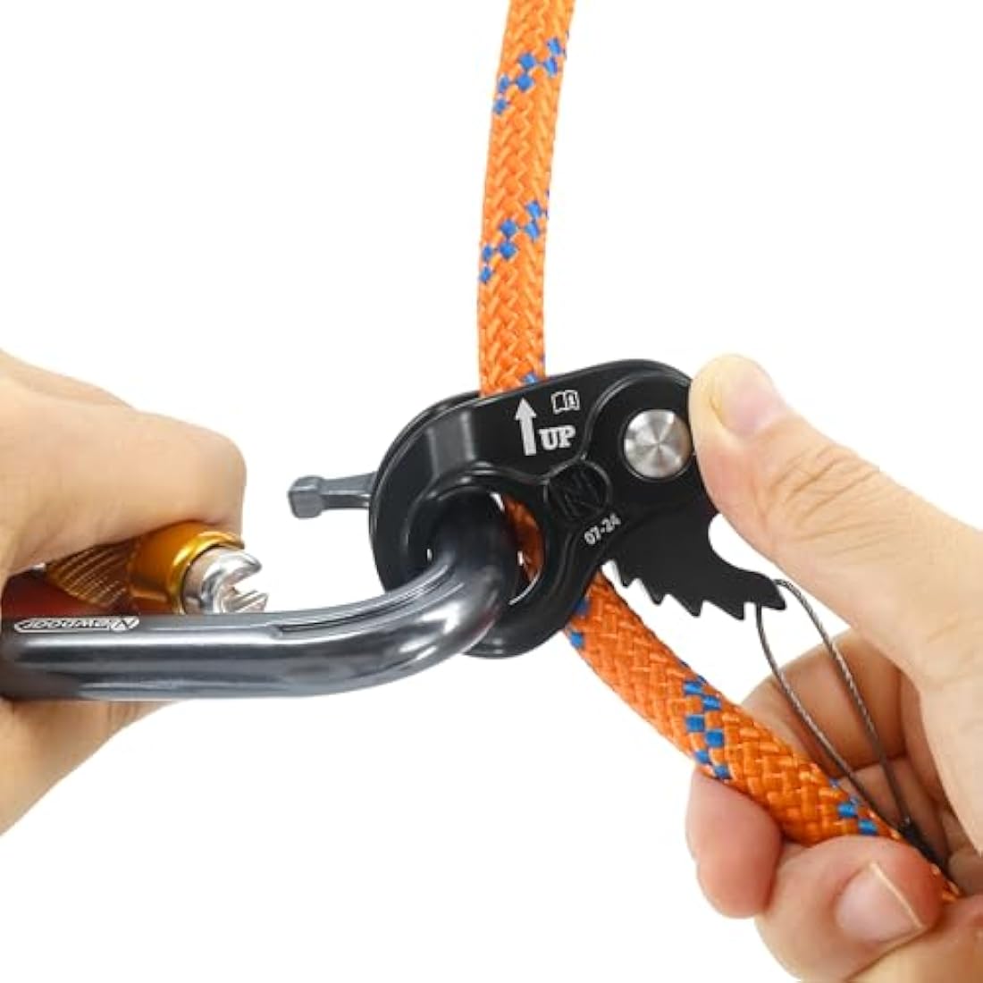 NewDoar Rope Ascender Lightweight Rope Clamp Ascender Riser Adjuster Fits 8-13mm Rope Self-Locking Grip for Rock Climbing,Hunting,Protection Rescue,Rappelling,Arborist,Gear Equipment