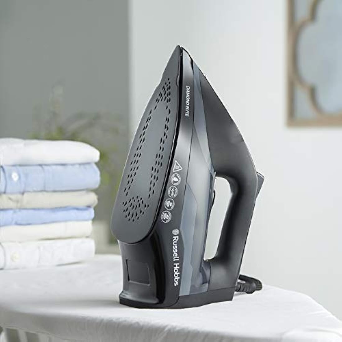 Russell Hobbs Diamond Elite Steam Iron, Black Diamond soleplate, 220g Steam Shot, 50g Continuous steam, 350ml Water Tank, Anti-calc & Anti-drip function, Vertical Steam, 3m Cord, 3100W, 27000