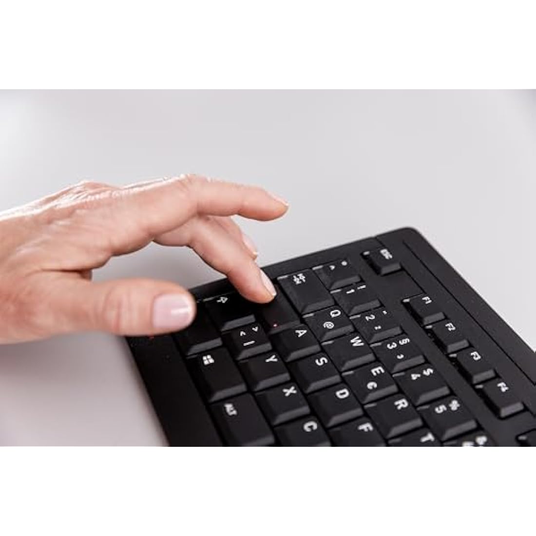 CHERRY STREAM KEYBOARD, Wired Keyboard, EU Layout (QWERTY), Whisper-Quiet Keystrokes, Unique Typing Experience, Flat Design, Black