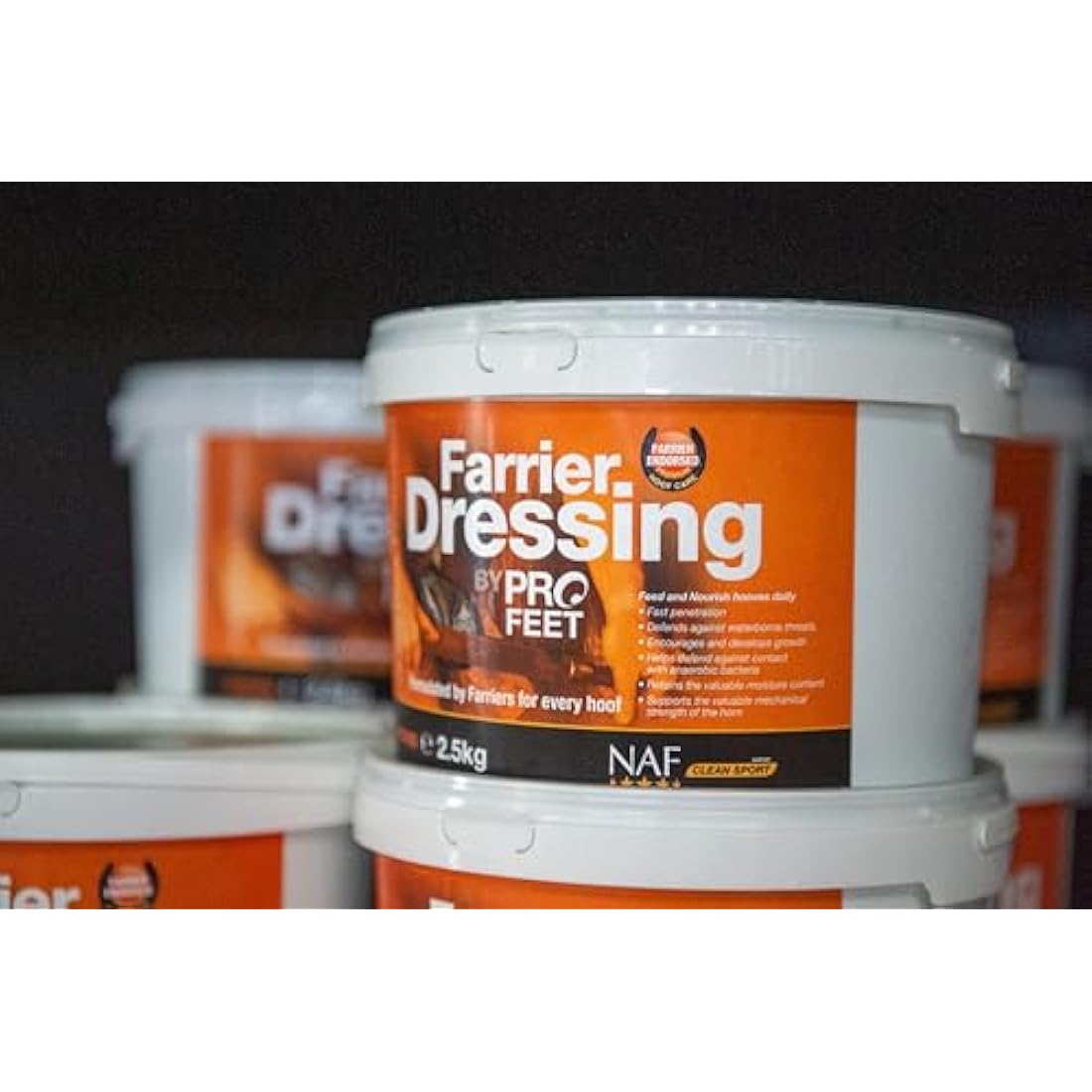 NAF Profeet Farrier Hoof Dressing 2.5kg – Professional Daily Hoof Conditioner – Supports Horn Health, Hydration & Growth – With Natural Oils & Nutrients