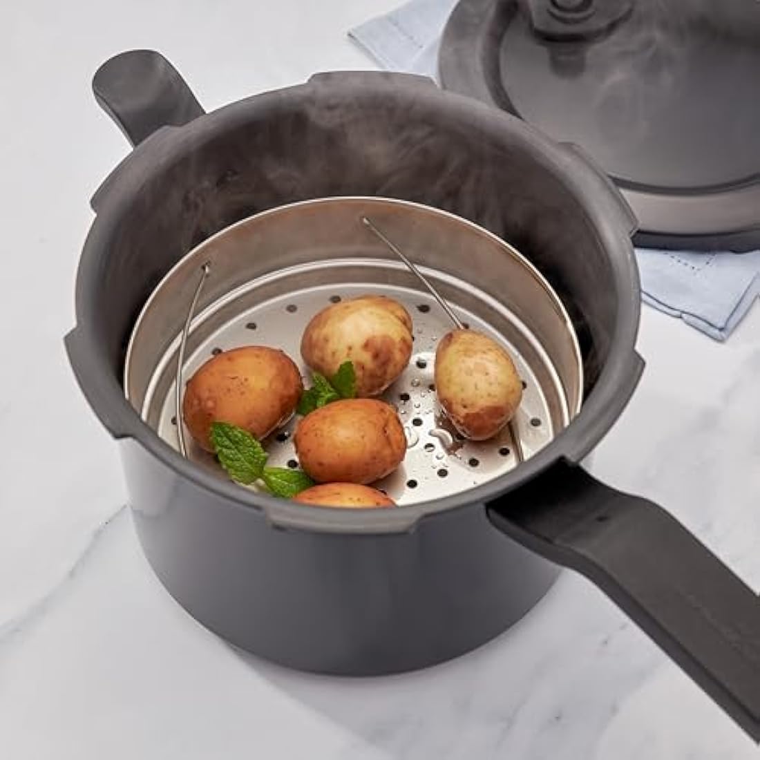 Judge Pressure Cooker, Hard Anodised 5L, (24.5cm) With Steamer Basket, Great Healthier and Quicker Cookware, Suitable for All Hob Types Except Induction