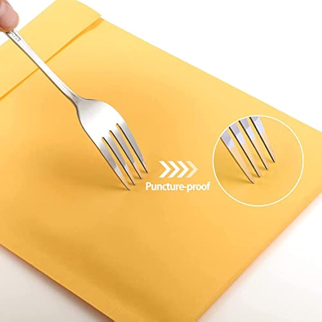 NaXew Padded Envelopes A4, with Easy Tear Strip Peel + Seal Bubble Mailer Bags Postal Wrap Envelope Cushioned Protective Packaging 220 x 340 mm (White A4, 10pcs)