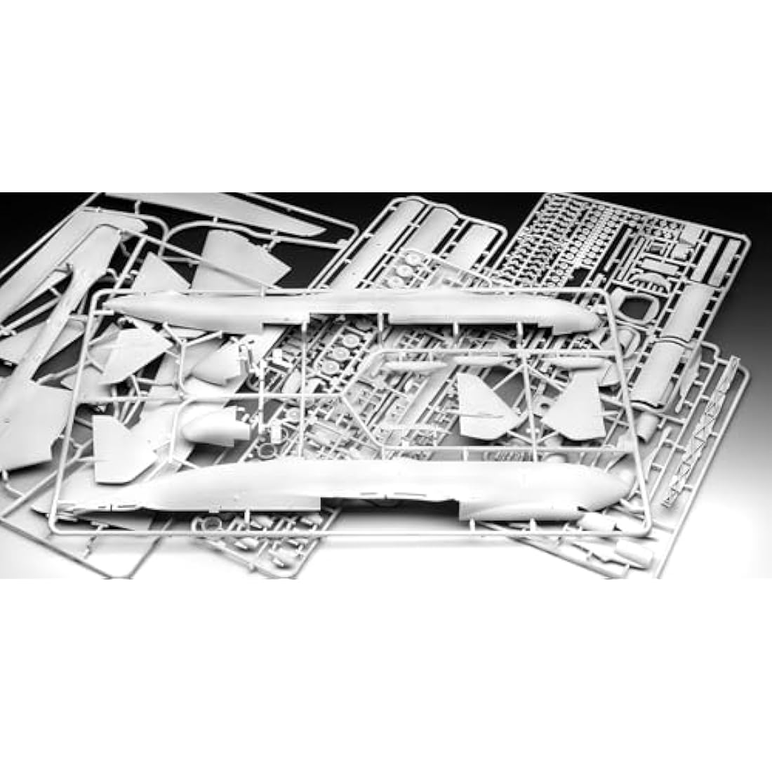 Revell 04958 Antonov An-225 Mrija 1:144 Scale Unbuilt/Unpainted Plastic Model Kit