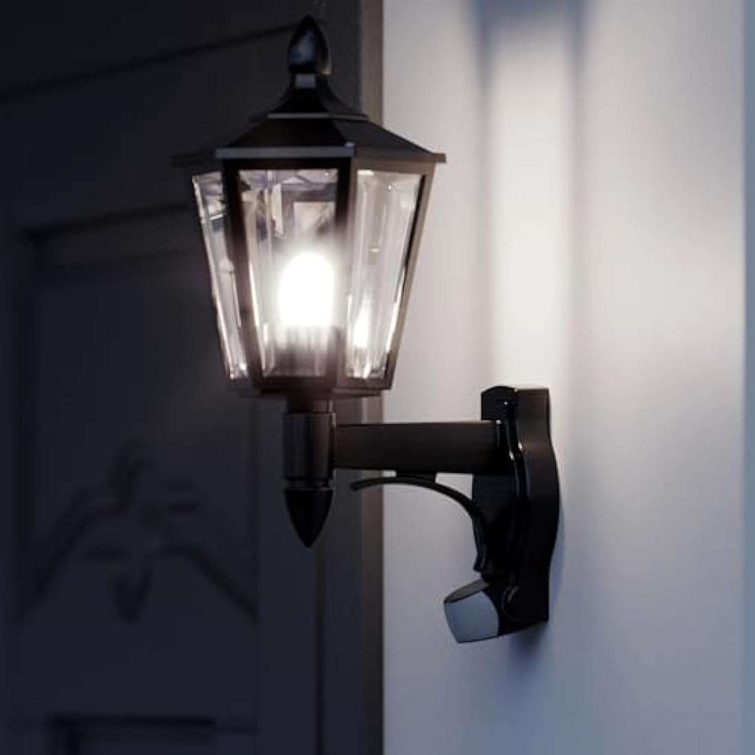 Steinel Outdoor Wall Light L 15 S black- 180° Motion Sensor, 10 m Reach,max. 60 W, Classic Design, for Entrance and Fronts