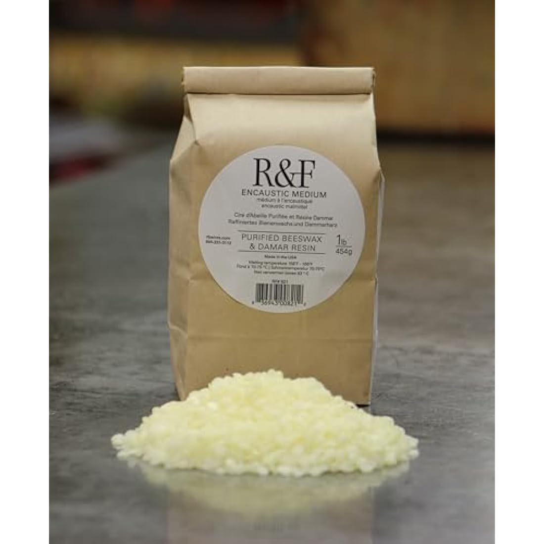 R & F Encaustic Bagged Medium 1lb