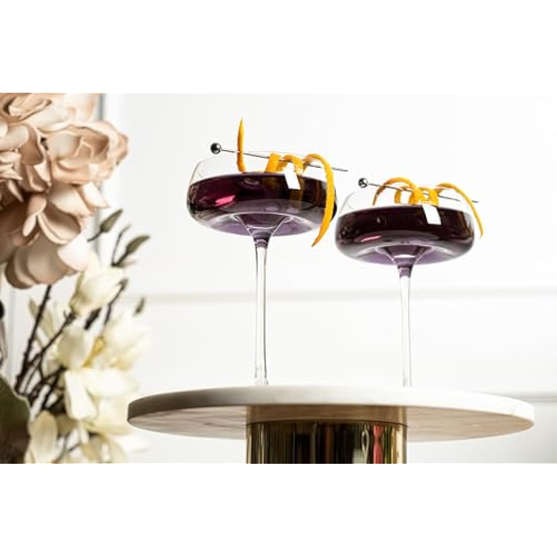 GLASSIQUE CADEAU Crystal Cocktail and Champagne Coupette Glasses | Set of 4 | 260 ml Elegant Long Stemmed Coupe Glassware for Gimlet, Espresso Martini, Daiquiri, Cosmopolitan | Fancy Round Saucers