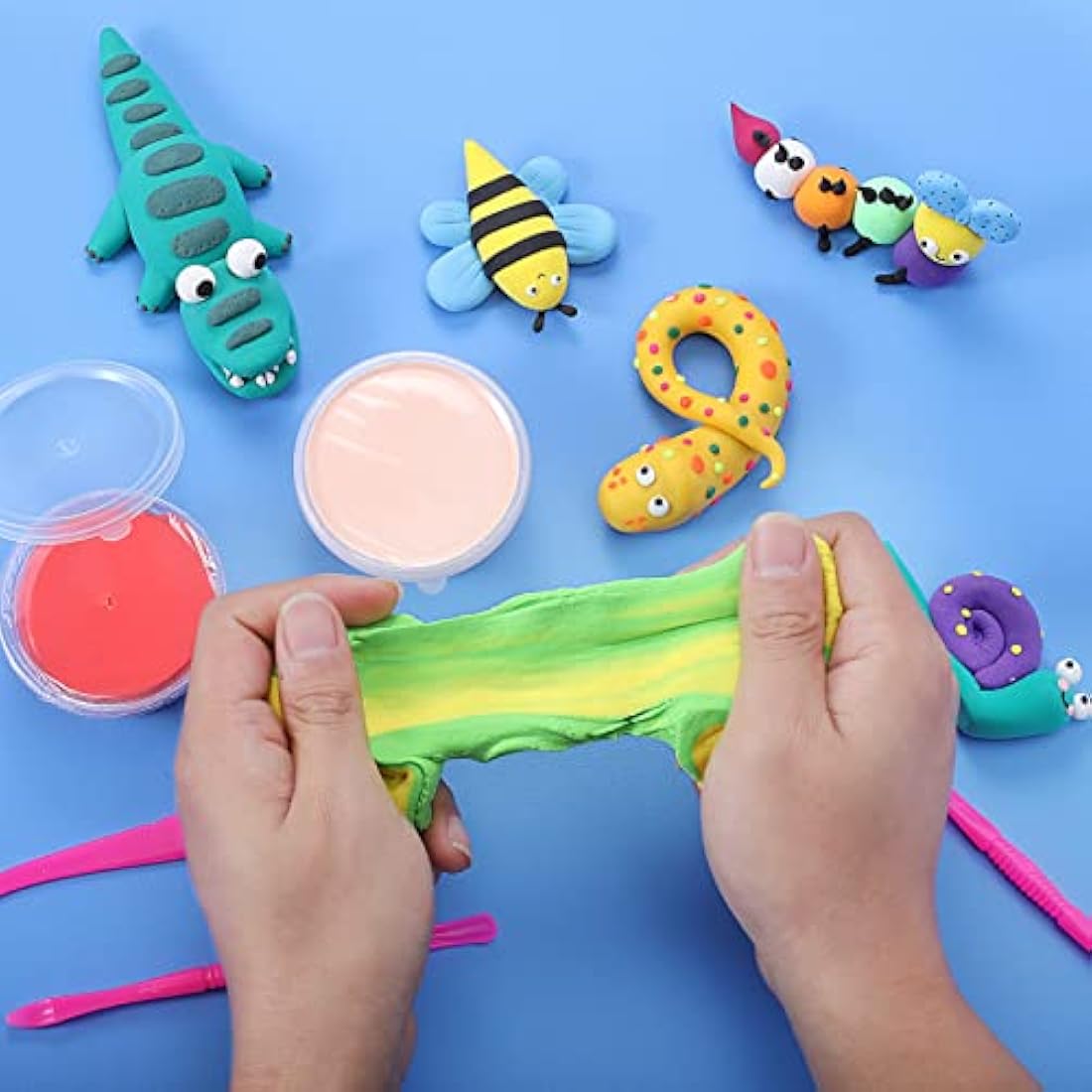 QMAY Air Dry Clay, 24 Colors Ultra Light Modelling Clay Safe & Non-Toxic, Creative Art DIY Crafts for Kids Boys & Girls