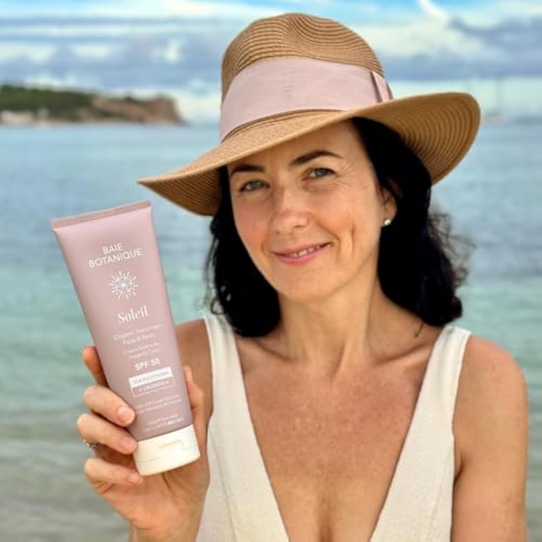 Baie Botanique Soleil - Organic Mineral Non Toxic Sunscreen - Face and Body Sunscreen Tube SPF 50 Sea Buckthorn & Calendula Natural Vegan No White Cast Chemical Filter Free Reef Safe UVA/UVB 240g