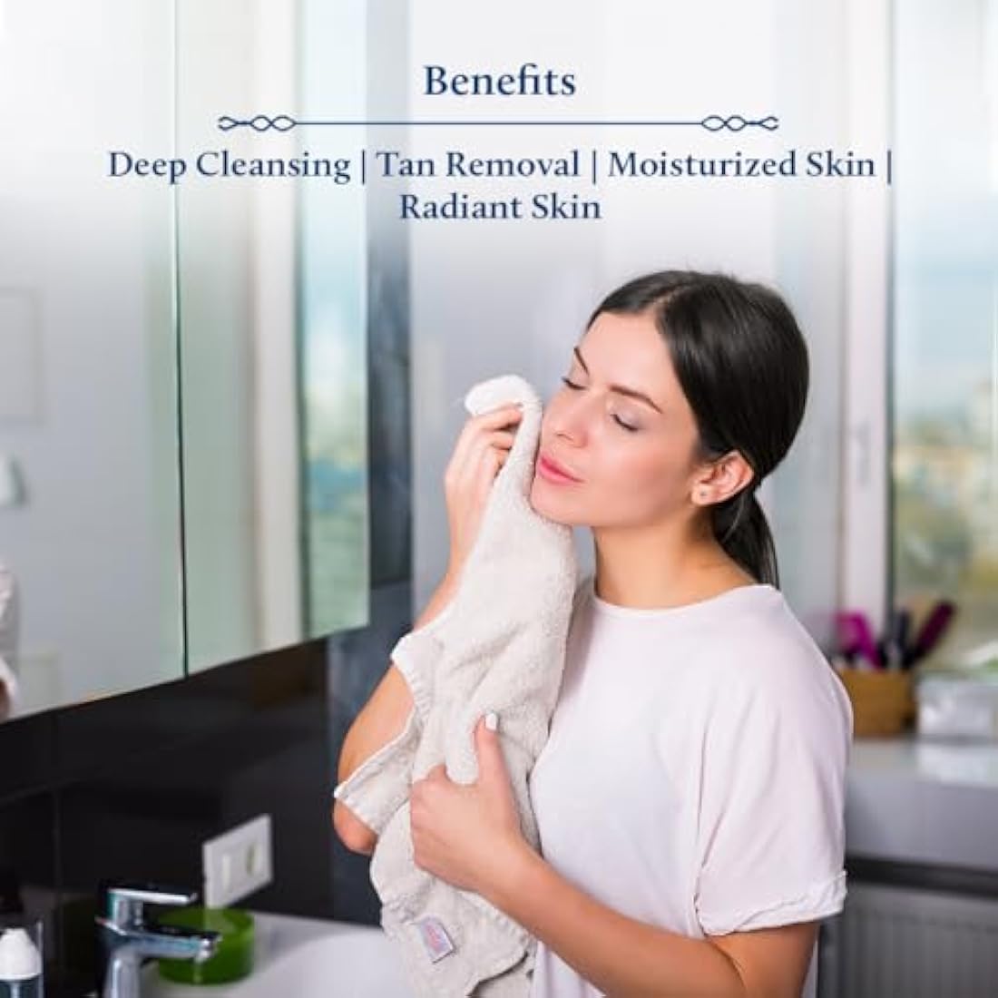 Blue Nectar Ayurvedic Tan Removal Face Wash for Glowing Skin | Honey Aloe Vera Detan Face Wash for Dry Skin, Oily Skin and Combination Skin (8 Herbs, 200ml)