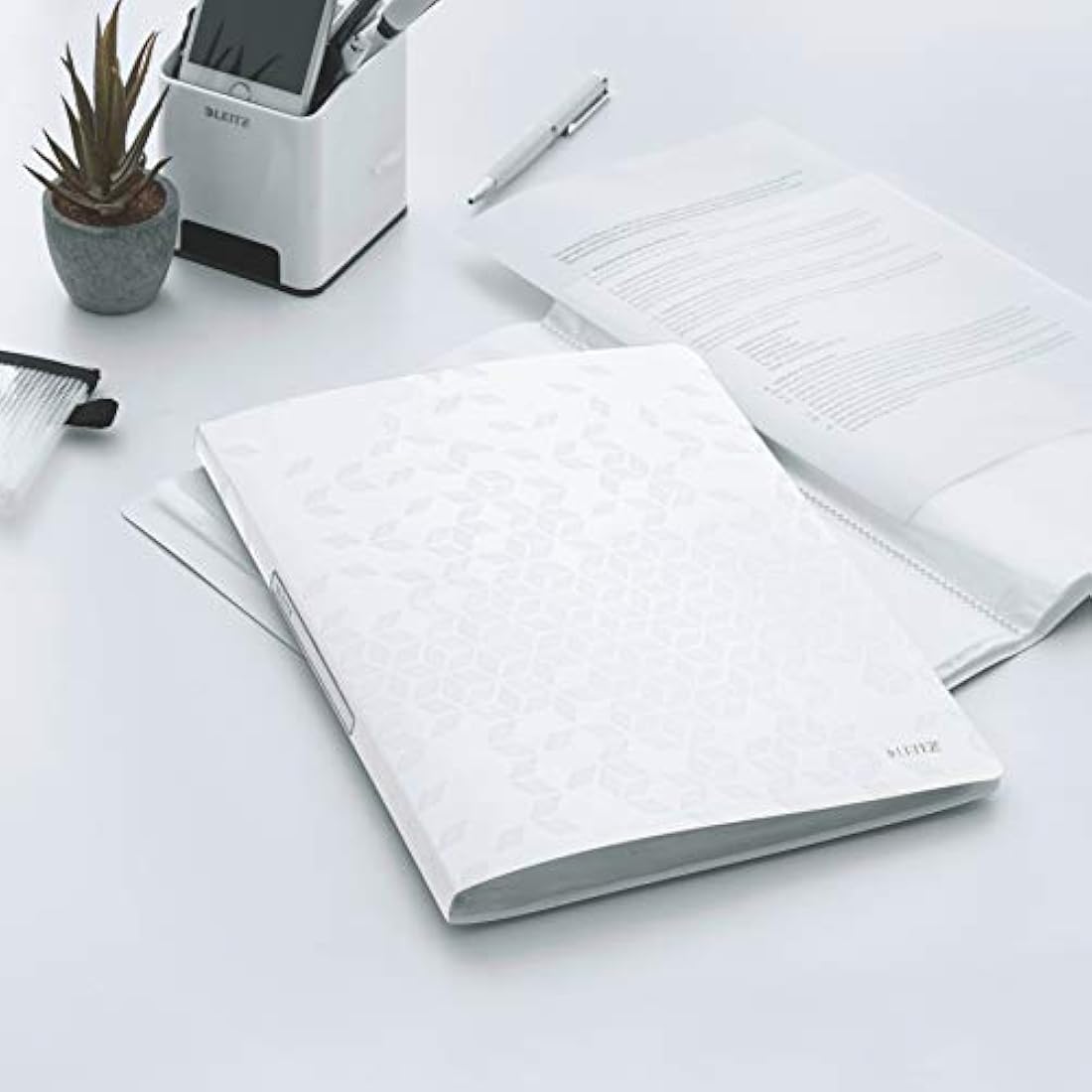 Leitz A4 Display Book, 40 Pockets, 80 Sheet Capacity, Transparent Pockets, White, WOW Range, 46320001