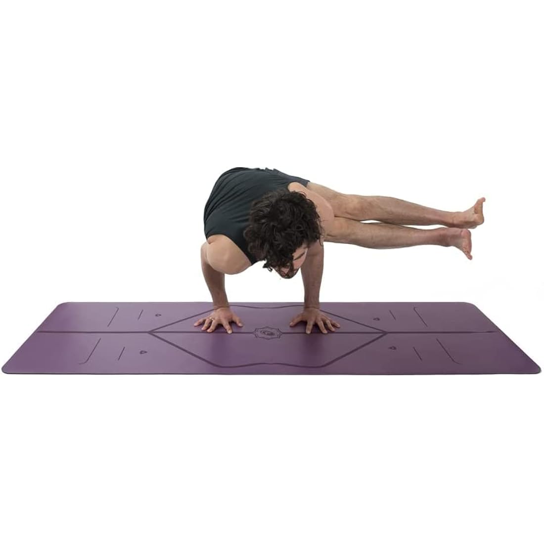 Liforme Original Yoga Mat – Free Yoga Bag Included - Patented Alignment System, Warrior-like Grip, Non-slip, Eco-friendly and Biodegradable, sweat-resistant, long, wide, 4.2mm thick mat for comfort