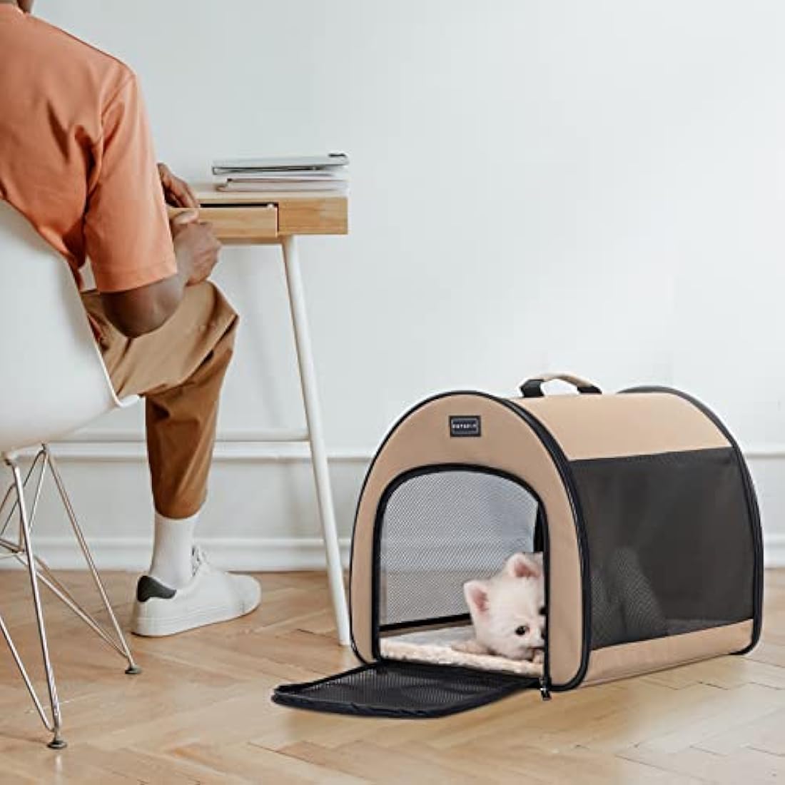 PETSFIT Portable Dog Crate, Travel Dog Crate - 19 Inch Lightweight, Roomy, Easy to Set Up, Portable Pop Up Dog Carrier with Thick Mat, Sturdy Collapsible Dog Kennel, Khaki