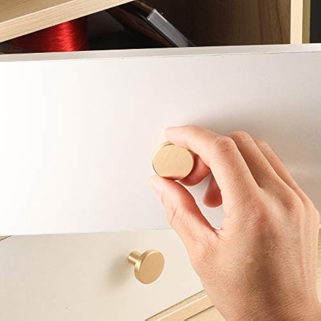 Yibaijia 6 Pcs Round Cabinet Knobs, Gold Brass Drawer Knobs, Door Kitchen Hardware Cupboard Knob, Stainless Steel Single Hole Handle with Screws for Home Decorating, Cupboard, Wardrobe (20mmx25mm)