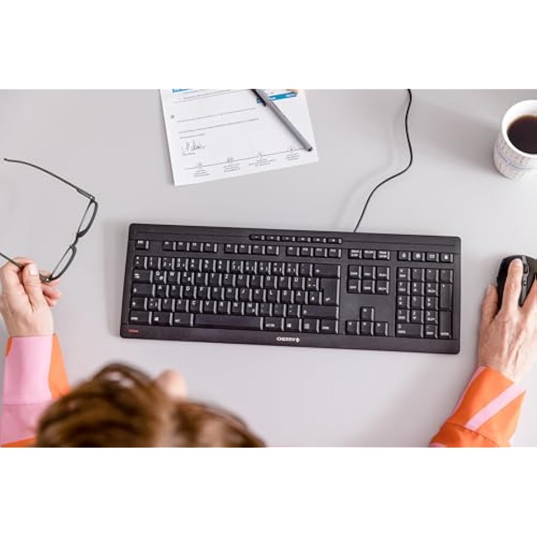 CHERRY STREAM KEYBOARD, Wired Keyboard, Spanish Layout (QWERTY), Whisper-Quiet Keystrokes, Unique Typing Experience, Flat Design, Black