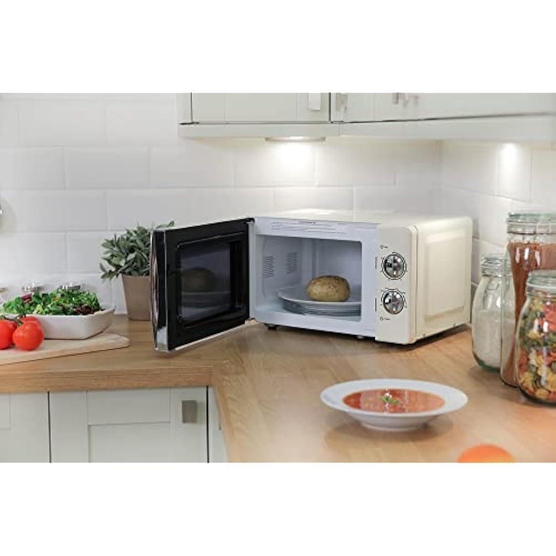 Russell Hobbs RHMM701C 17 Litre 700 W Cream Solo Manual Microwave with 5 Power Levels, Ringer & Timer, Defrost Setting, Easy Clean