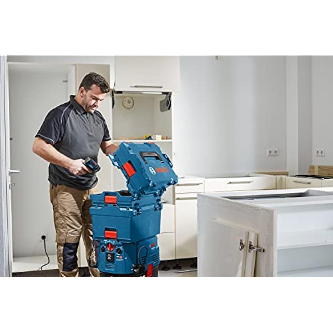 Bosch Professional L-BOXX 136 Carrying Case system (volume: 14.7 litres, max. load: 25 kg, weight: 1.9 kg, material: ABS plastic, PA6 plastic)