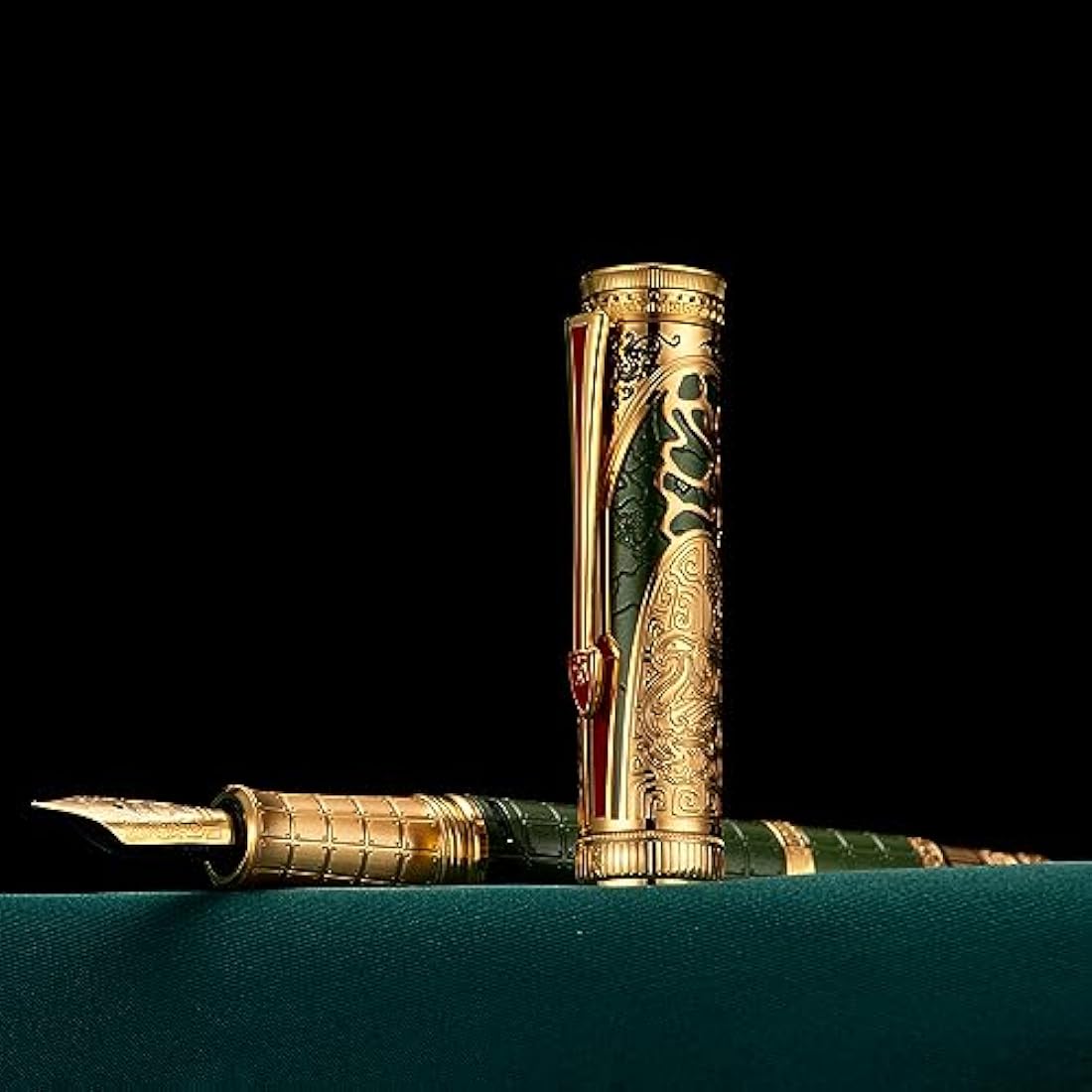 Hongdian D5 Qin Dynasty Fountain Pen Green Gold, Fine Nib Piston Filling Pen with Box Set