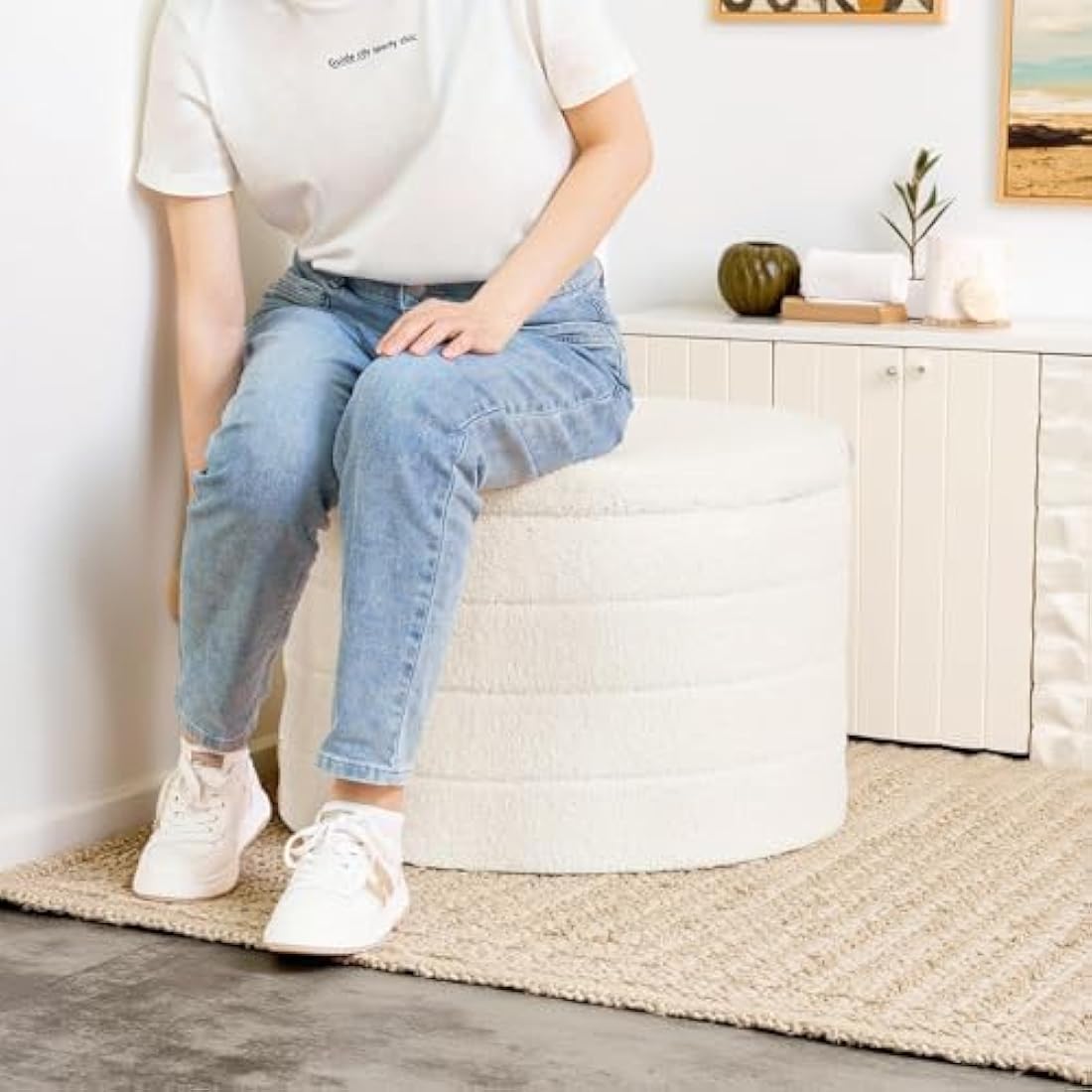 Bonlife Large Round Ottoman with Storage,Folding Boucle Stool,Ottoman Coffee Table,Chest Toy Box,Footstool for Living Room,Bedroom,White,56x56x40cm