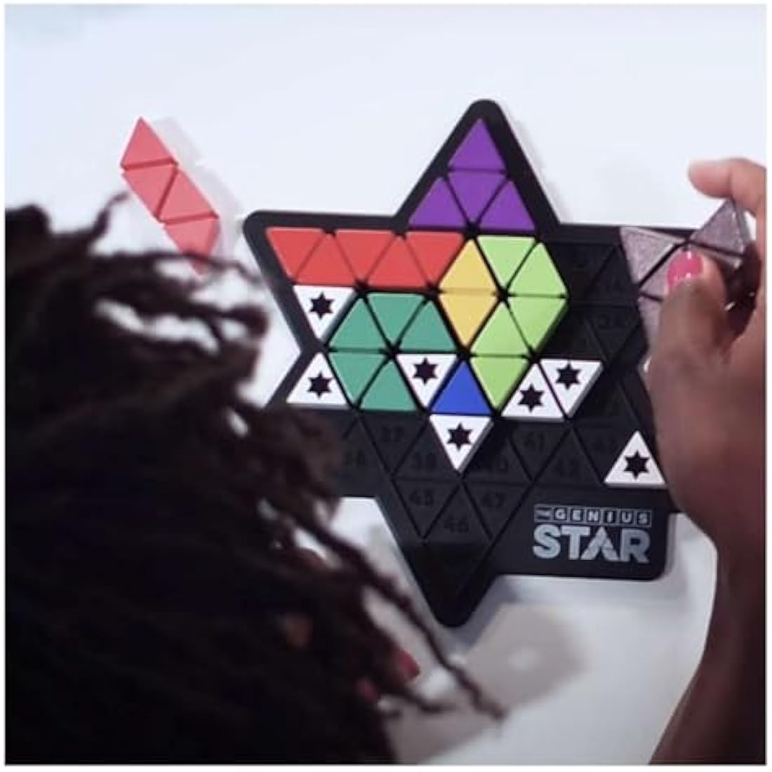 The Happy Puzzle Company The Genius Star Game - 165,000+ Puzzle Challenges for a Fun Family Board Game Night - Logic Puzzles STEM Educational Learning Resources - Smart Games for Kids & Adults Ages 8+