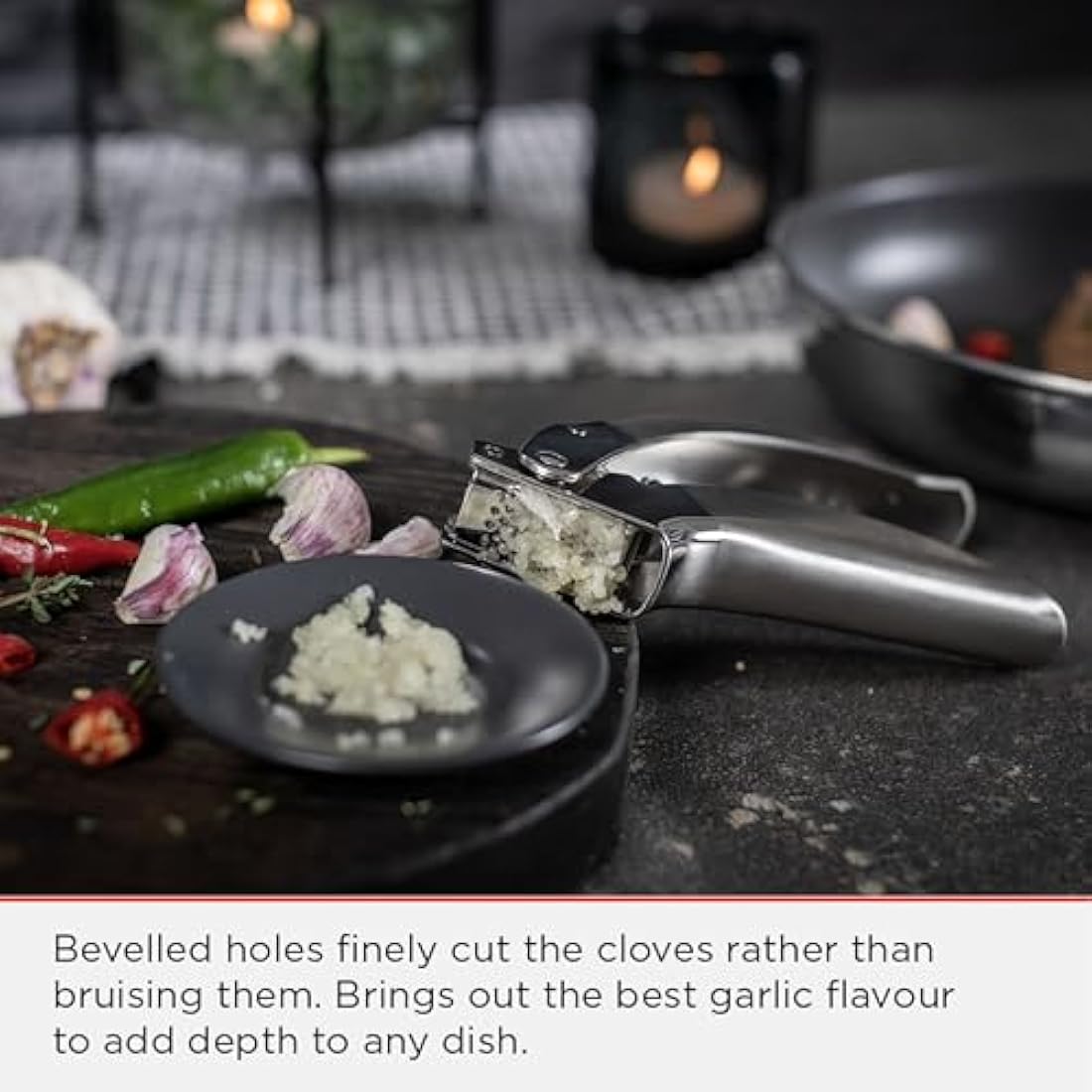Kuhn Rikon Garlic Press, Stainless Steel Garlic Crusher Press. Dishwasher Safe Garlic Chopper. Durable Garlic Mincer. Garlic Press Crusher – 3 Year Kuhn Rikon Kitchen Accessories Guarantee