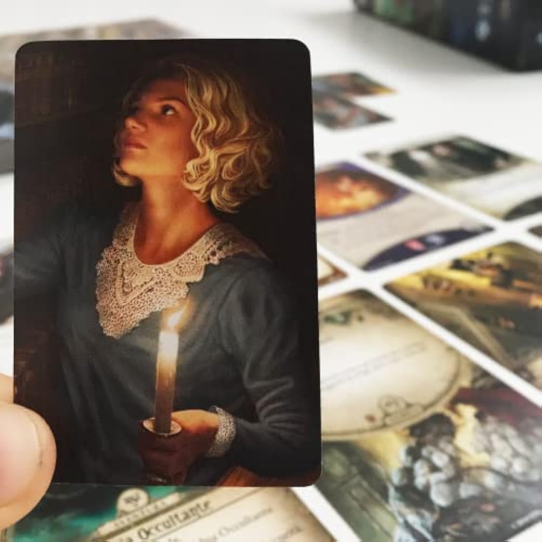 Asmodee - Arkham Horror: The Card Game, LCG, Base Set Updated 2021-1-4 Players, 14+ Years, Italian Edition