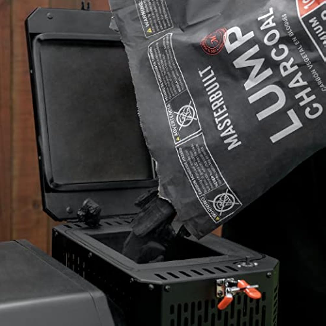 Masterbuilt MB20091621 Natural Reusable Lump Charcoal for BBQ, Smoking, Grilling. 16lbs , Black