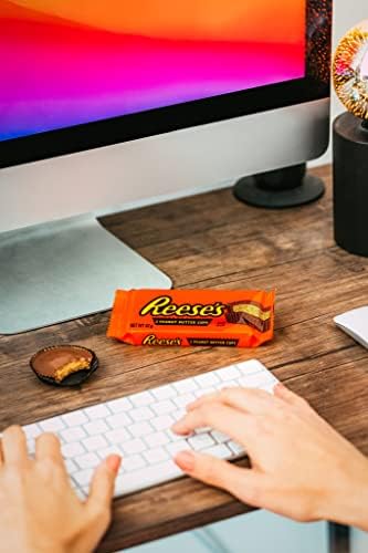 Reese's Chocolate Peanut Butter Cups, Pack of 36 x 42 g