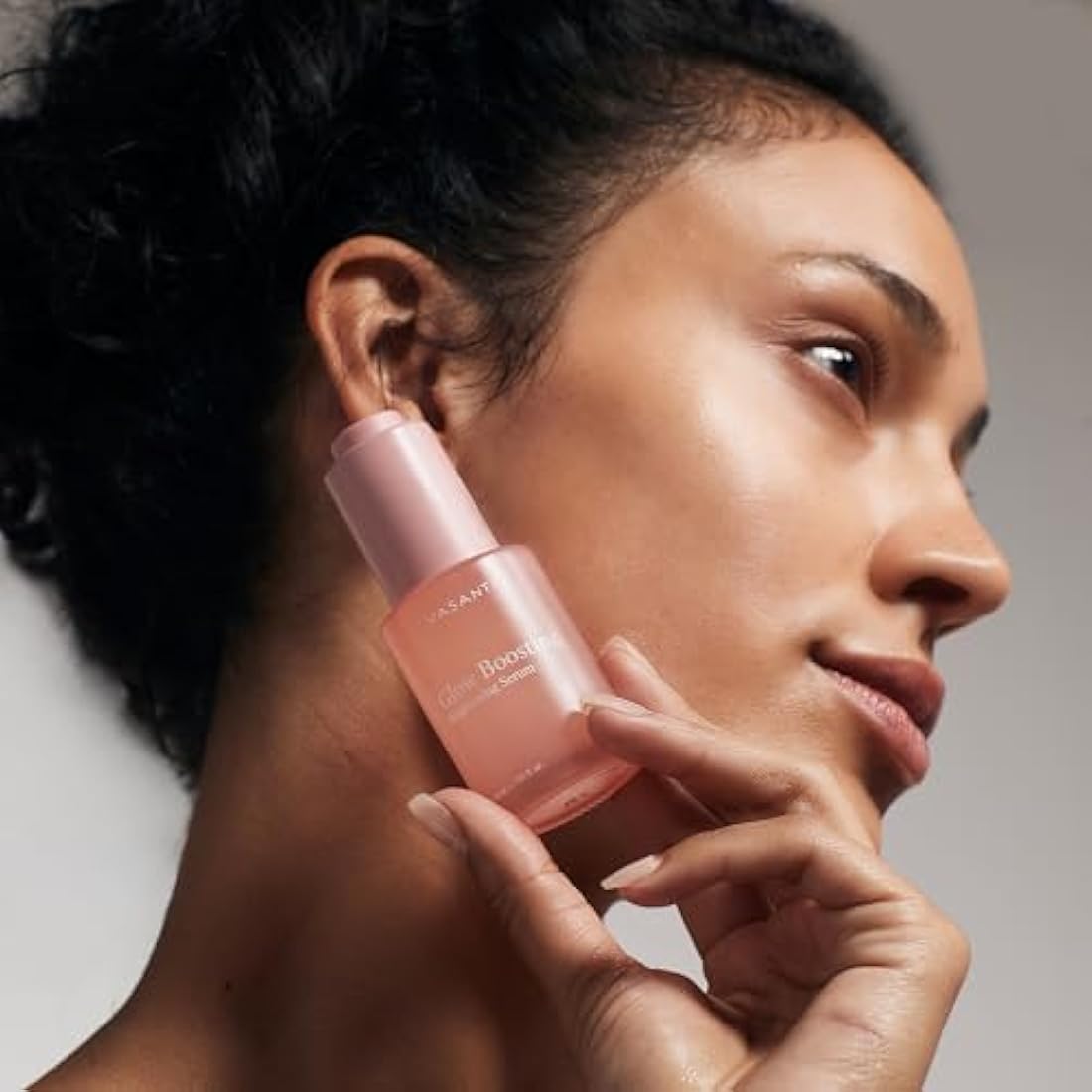 VASANTI Brighten Up! Glow Boosting Serum - Enriched with Vitamin C, Fights Dullness, Anti-Aging Serum Giving You Glass-Like Finish Glow
