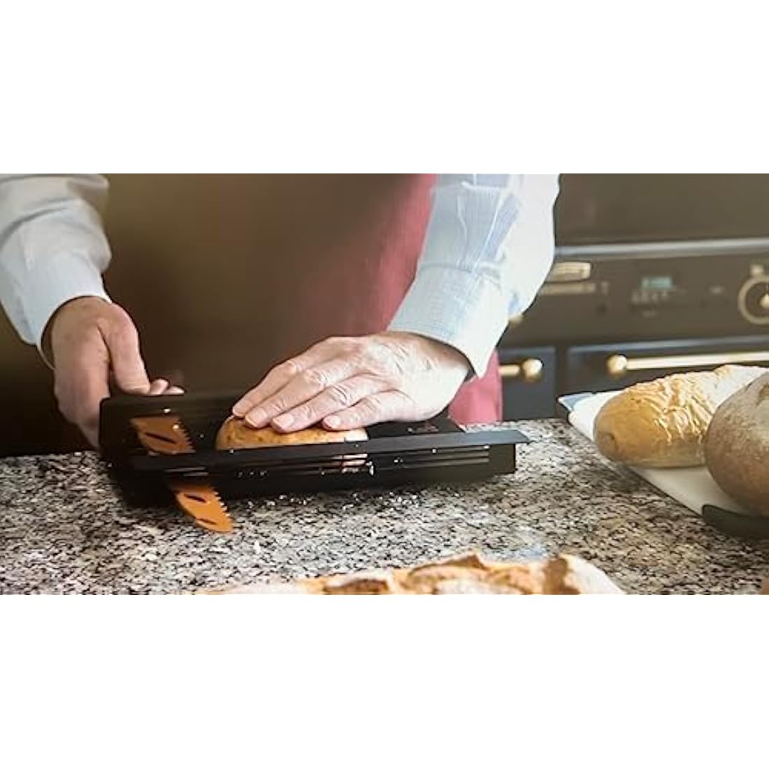 Simpleslice – Patented Bread Slicing Guide. Steel Loaf Cutter with Adjustable Slice Widths and Cutting Board. UK Manufactured.