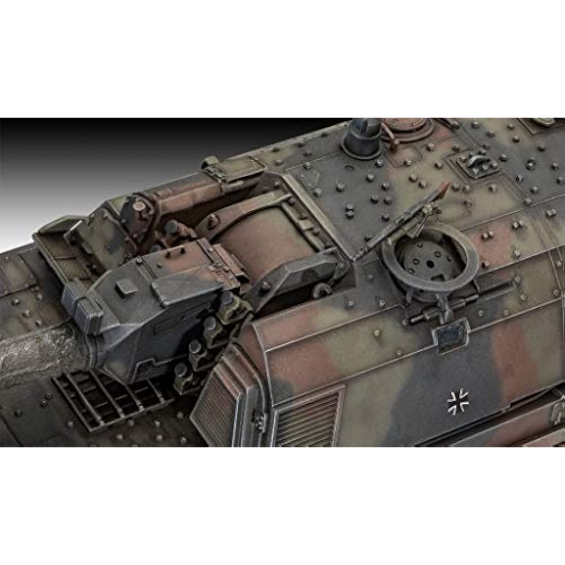 Revell 03279 Panzerhaubitze 2000 1:35 Scale Unbuilt/Unpainted Plastic Model Kit