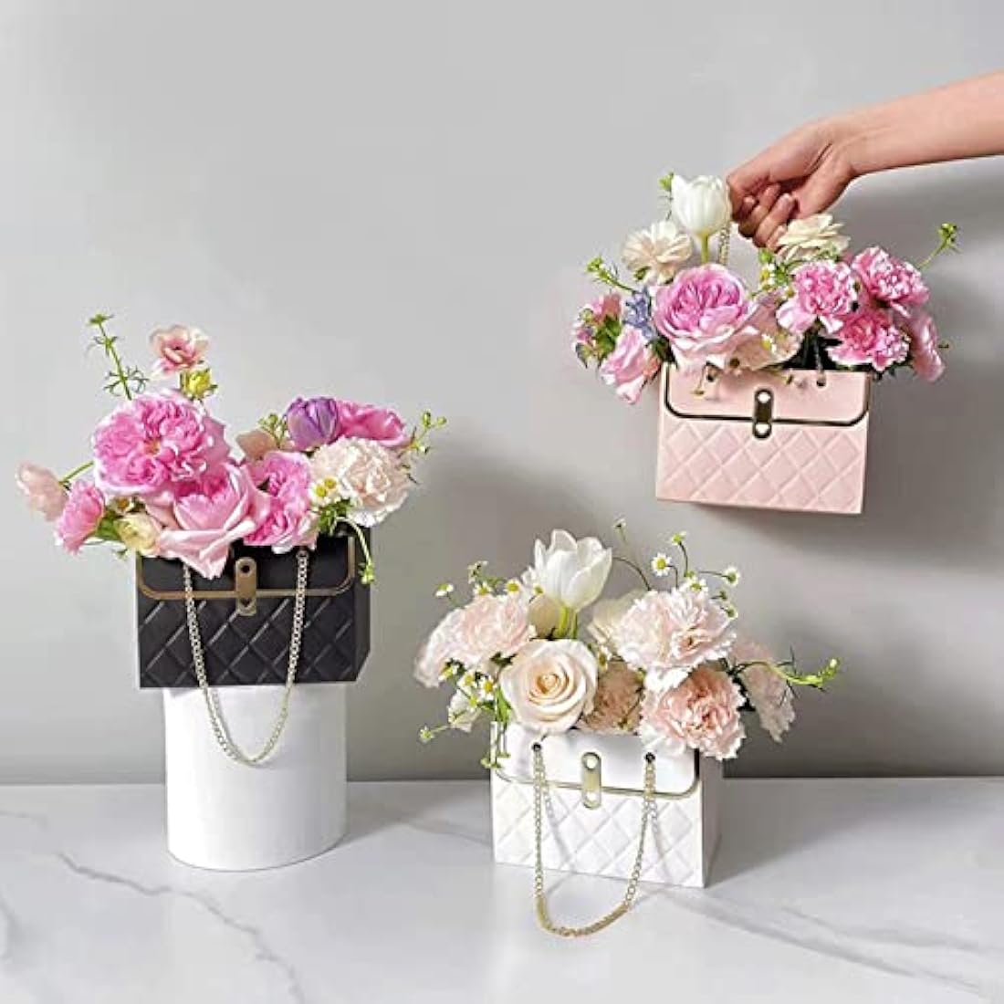 4PCS Flower Paper Box ‎CTDMJ Paper Flower Gift Bags Box Metal Chain Floral Arrangements Bouquets Bag Florist Bag Bouquet Storage Bucket Wedding Party Gift Wrap Bag (3 Colors), black white pink
