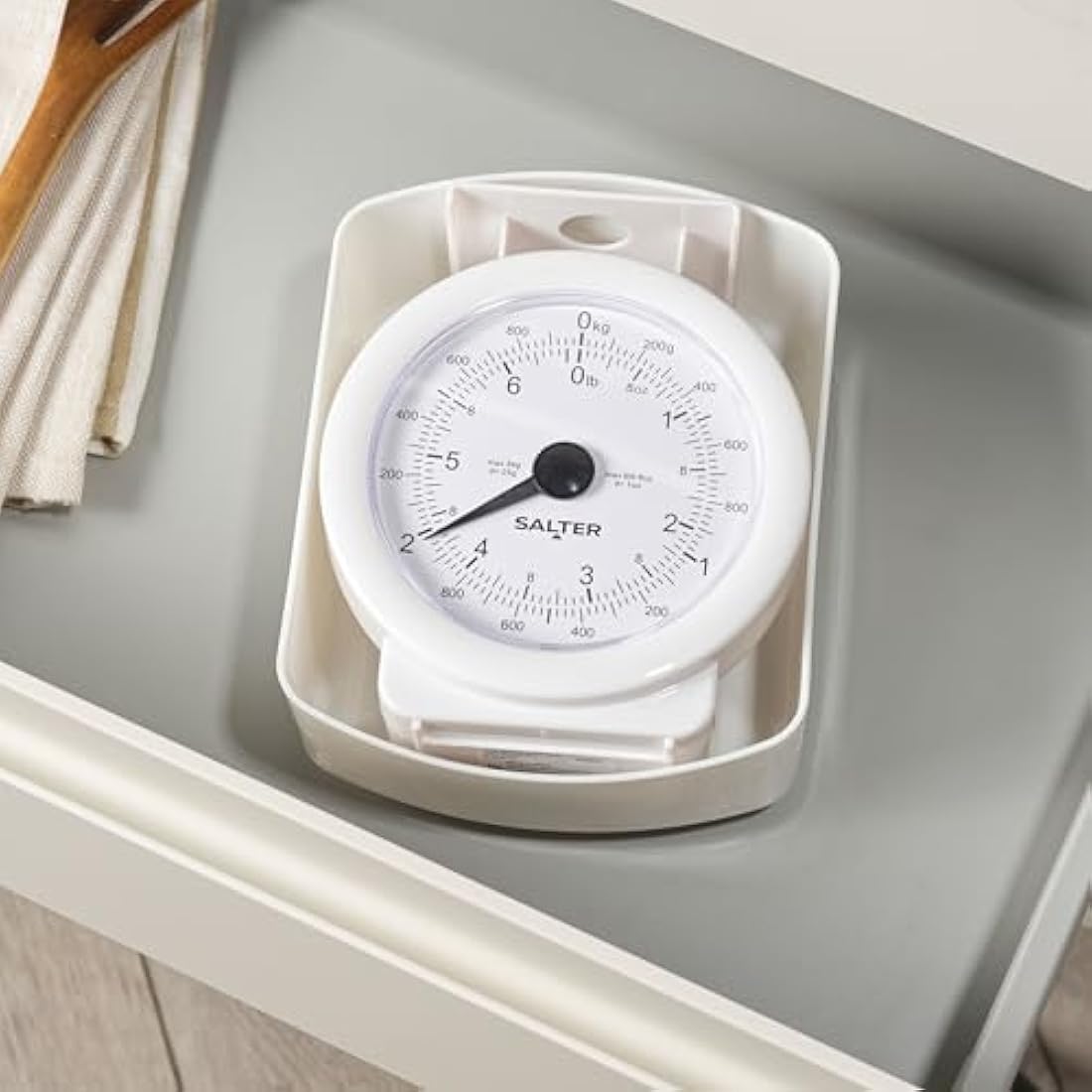 Salter 112 WHWHDR Mechanical Kitchen Scale – Mini Analogue Food Scale, 3kg Capacity, Includes 1L Dishwasher Safe Detachable Bowl, No Batteries, Scale Fits Inside Bowl For Compact Storage, 24 x 18cm