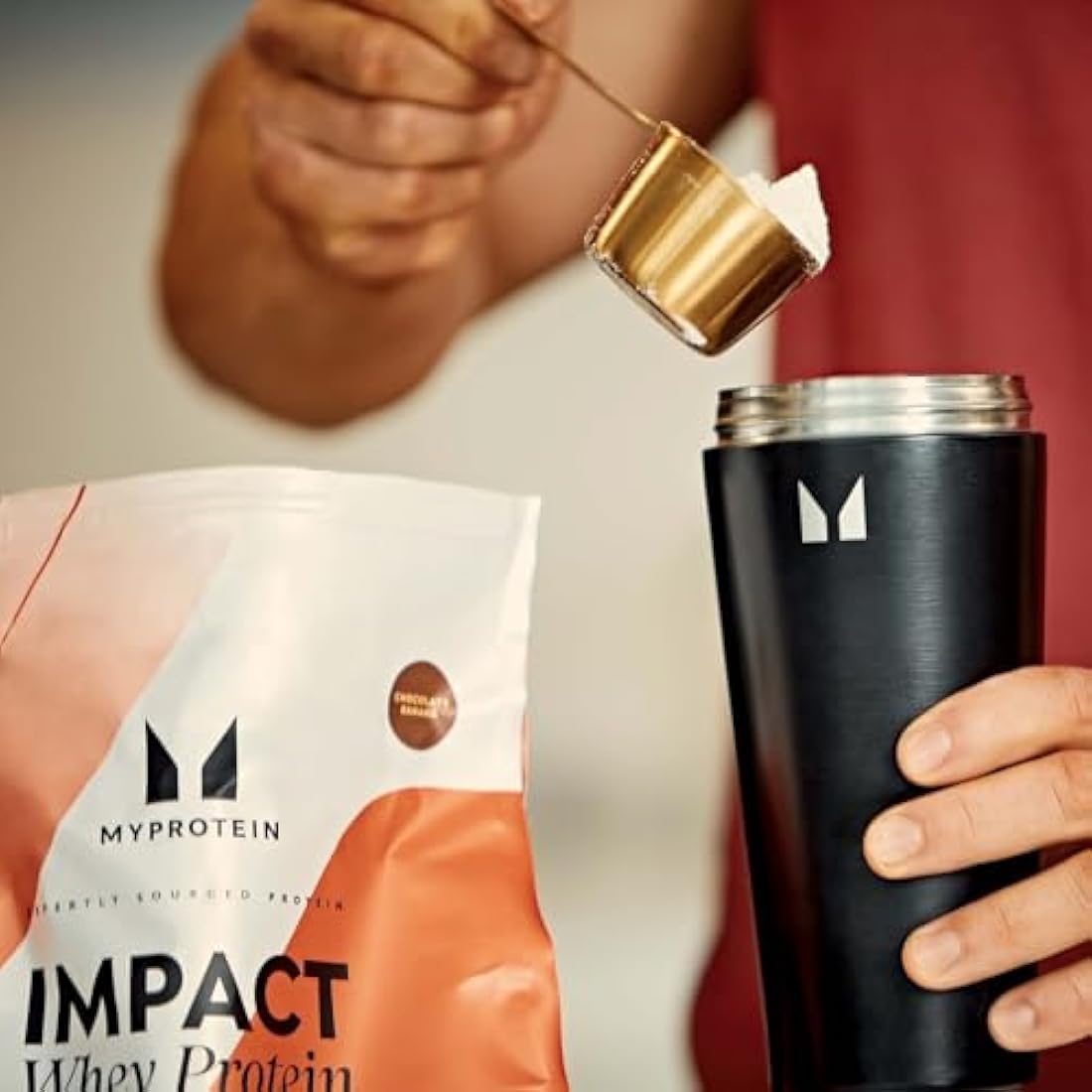 MyProtein Impact Whey Protein Powder – Vanilla Flavour– 1kg, 22g of Protein per Serving, Supports Muscle Building, Recovery & Lean Muscle Maintenance - 33 Servings