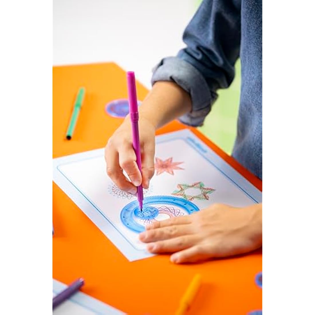 Spirograph Design Set | Create Amazing Endless Designs | 30 Pieces Set Including Precision Parts, Pens & Spiro-Putty | Creative Arts & Crafts Activity | for Ages 8+