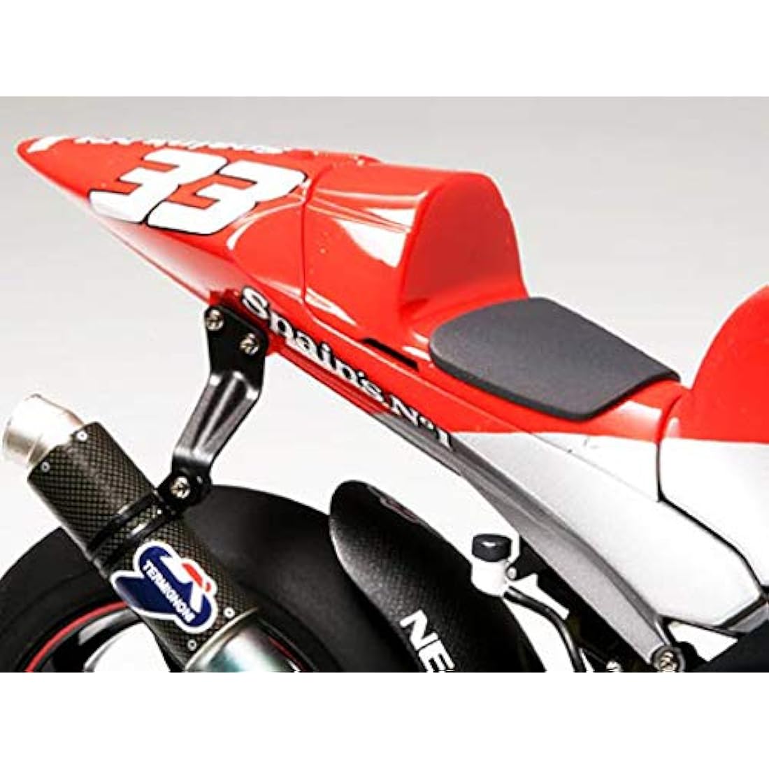 Tamiya – 14100 Yamaha YZR M1 2004 1/12