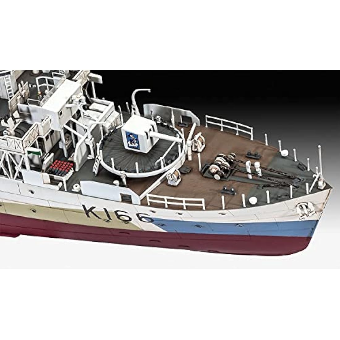 Revell 05132 Flower Class Corvette HMCS Snowberry 1:144 Scale Unbuilt/Unpainted Plastic Model Kit