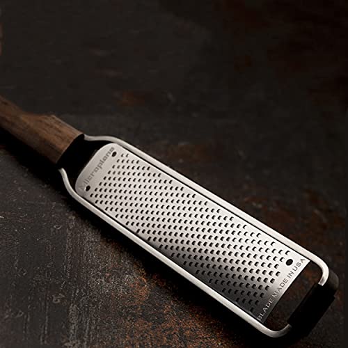 Microplane Zester grater for citrus fruits, hard cheese, ginger, chocolate, nutmeg and truffle with stainless steel blades - Made in USA