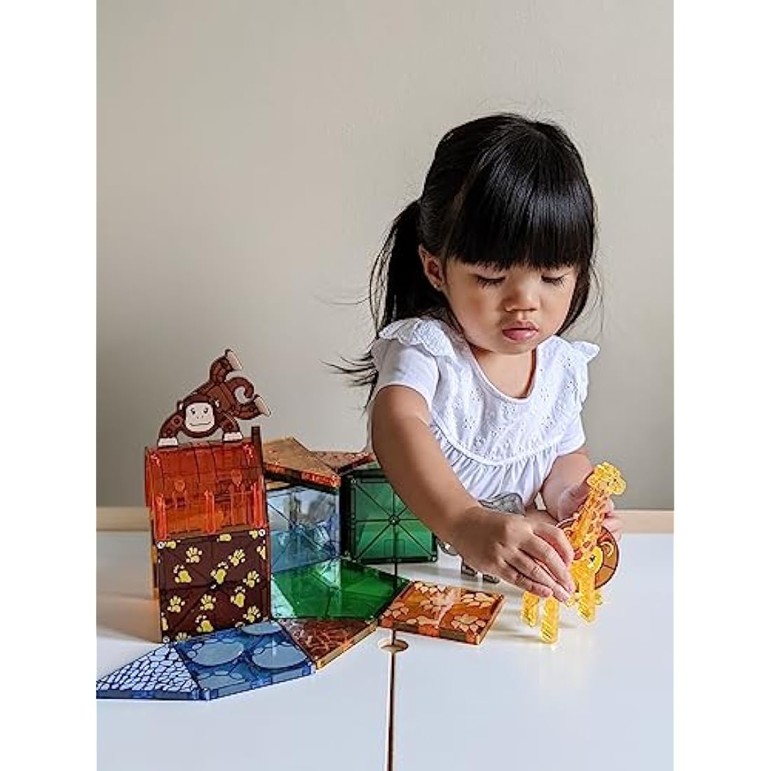 Magna-Tiles Safari Animals 25-Piece Set - 3D magnetic building tiles, Clear Colors