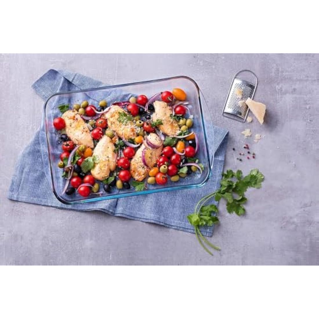 Pyrex Rectangular Glass Roasting Dish, Clear, Size: 40 x 27 cm, Glass Rectangular Roaster, Oven Baking Dish, Highly Thermal Resistant: Oven, Microwave & Dishwasher Safe, GD031