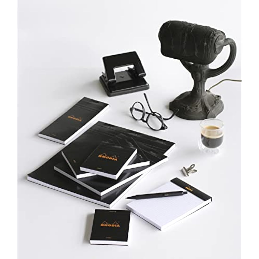 RHODIA 190009C - Stapled Notepad N°19 Black - A4+ - 80 Detachable Sheets - Plain White Clairefontaine Paper 80 g/m² - Coated Card Cover - Pack of 5 pads