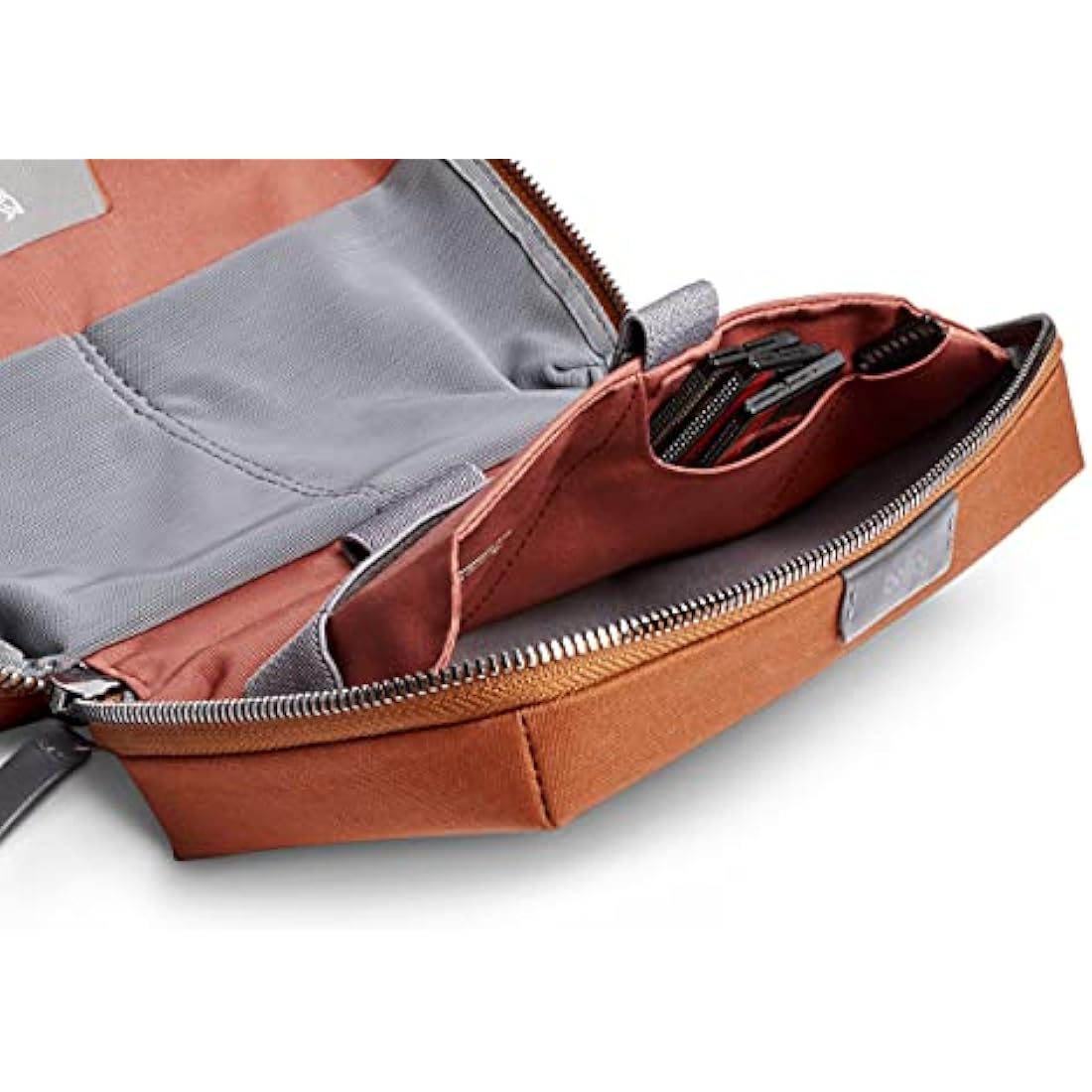 Bellroy Tech Kit (Tech Accessories Organizer Pouch, Zipper Closure, Stores Power Bank, Phone Charger, Cables & More) (Bronze)