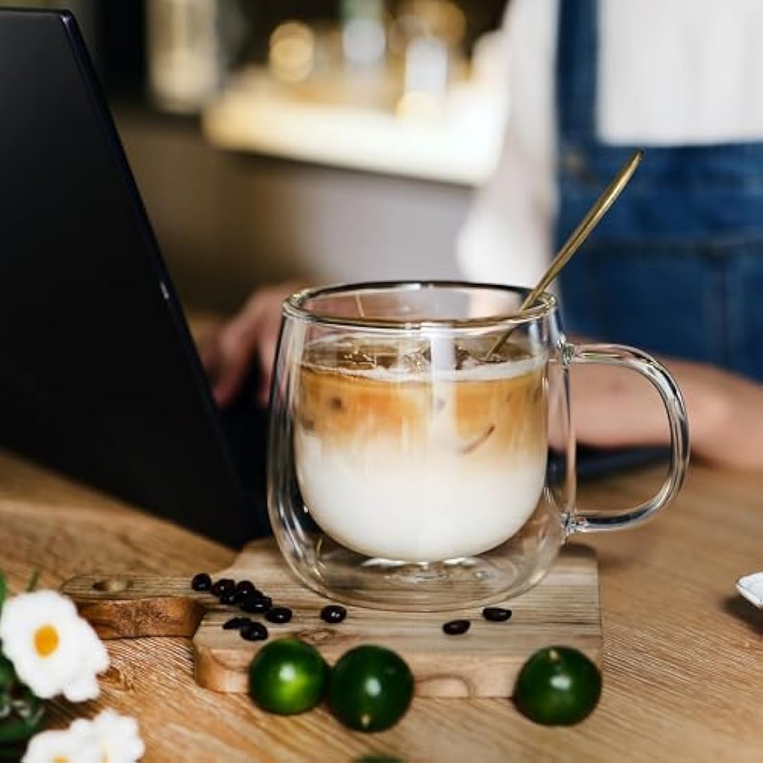 CNGLASS 480ml/16oz Double Walled Glass Coffee Mugs Set of 4,Large Clear Coffee Cups with Handle,Glass Cappuccino Mugs for Latte,Milk,Tea