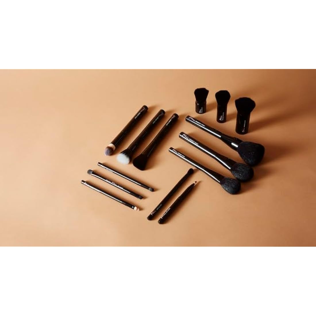 Mii Cosmetics - Perfect Base Brush - Flat Foundation Bush