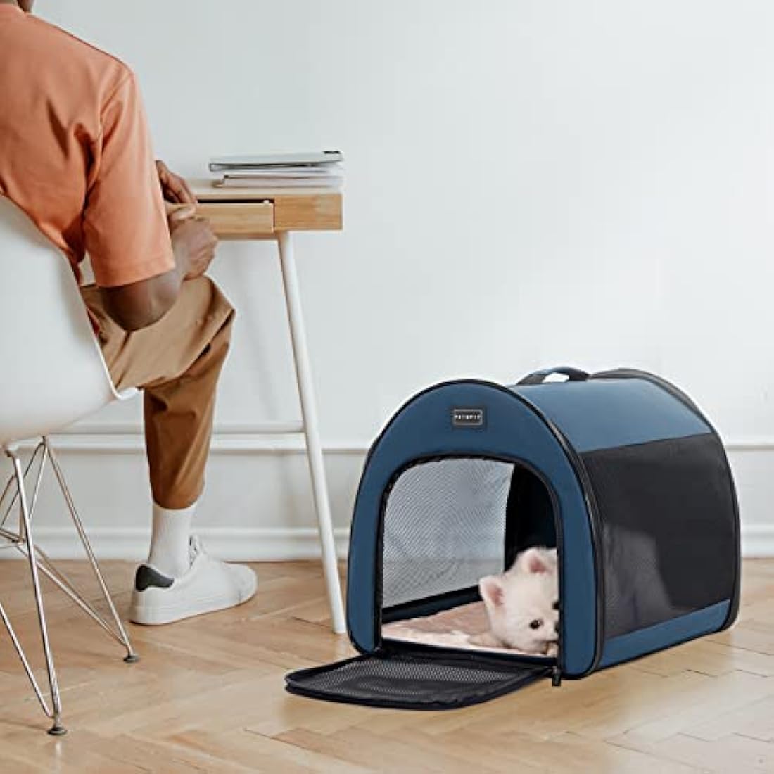 PETSFIT Collapsible Dog Crate, Dog Travel Crate - 26.5 Inch Lightweight, Roomy, Easy to Set Up, Portable Pop Up Dog Carrier with Thick Mat, Sturdy Soft Sided Dog Crate, Navy Blue