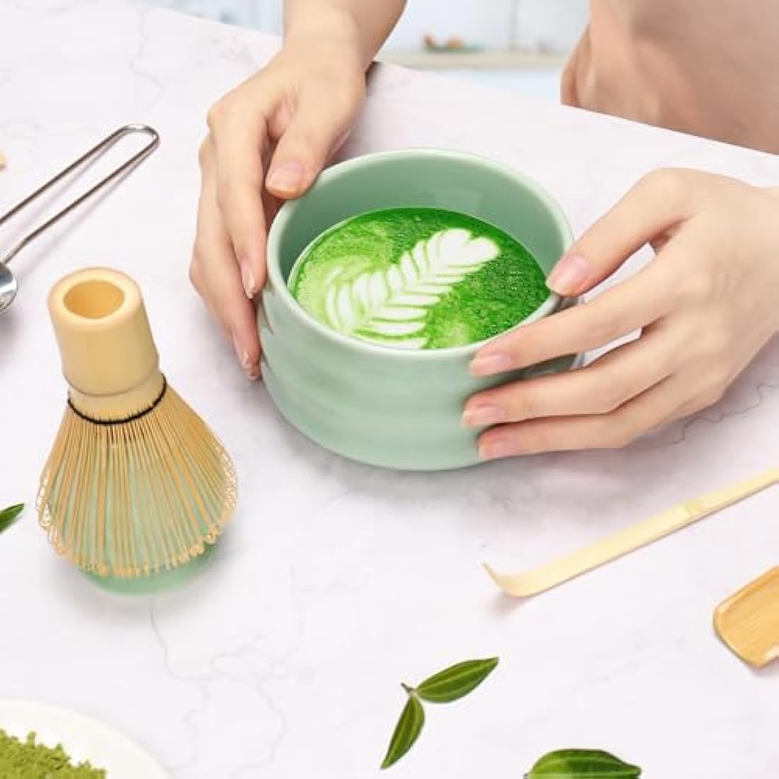 Geebuzz Matcha Whisk Set - Matcha Bowl and Bamboo Matcha Whisk, Scoop, Spoon, Sifter, Whisk Holder, 6pcs Perfect Matcha Starter Kit for Matcha Tea Ceremony (Green)